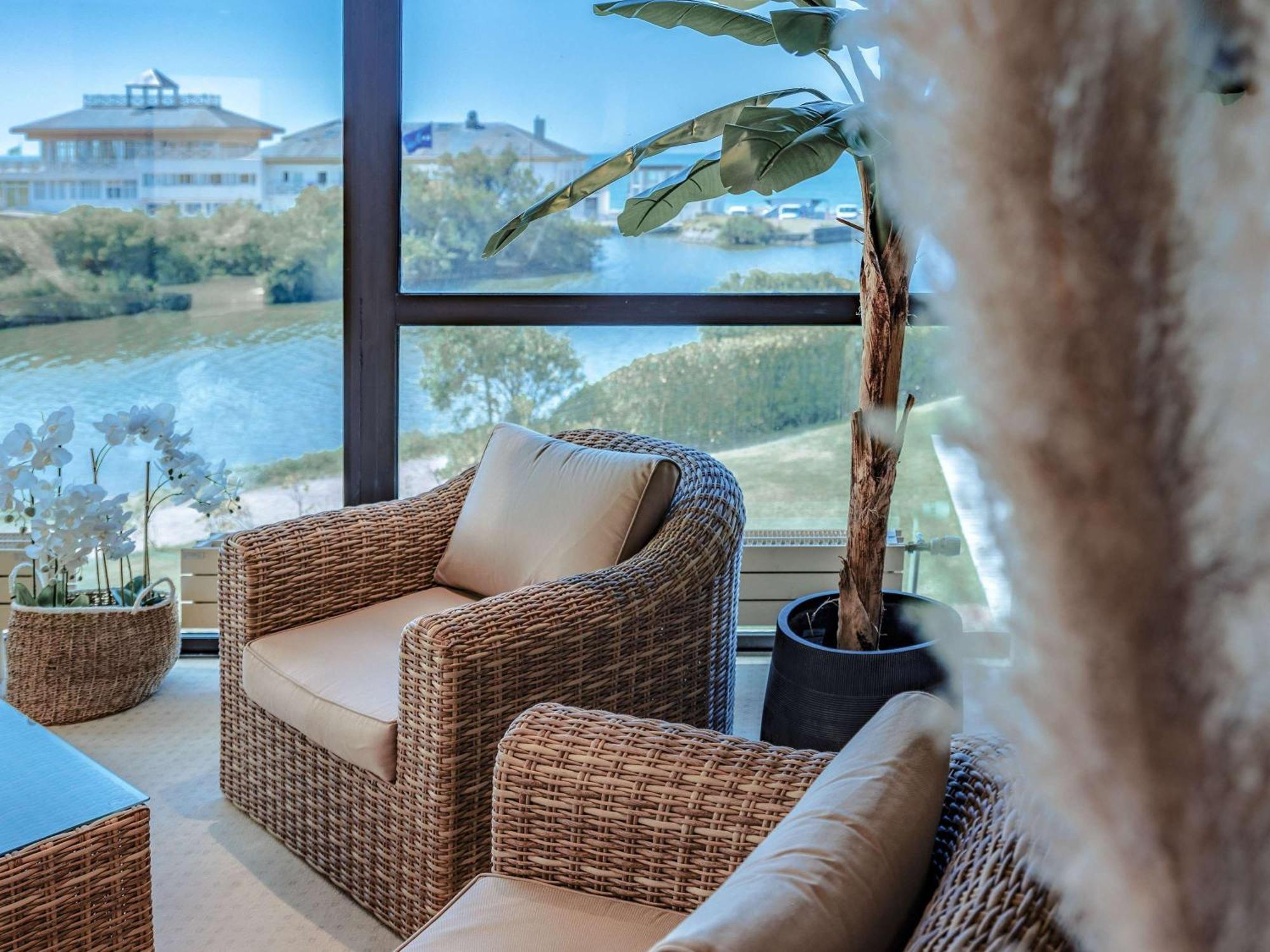 Côte Ouest Hôtel Thalasso&Spa Les Sables d'Olonne - MGallery Exterior foto
